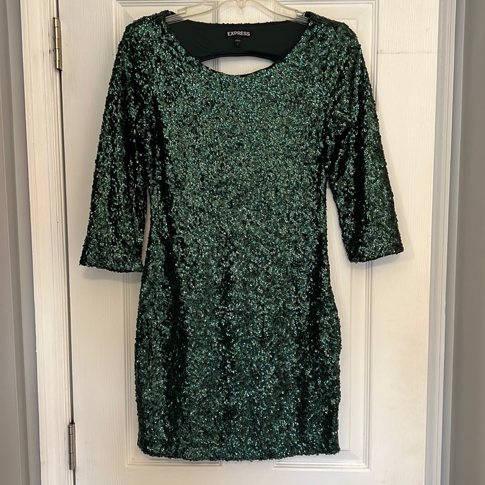 Green Sequin 3/4 Sleeve Party Dress
